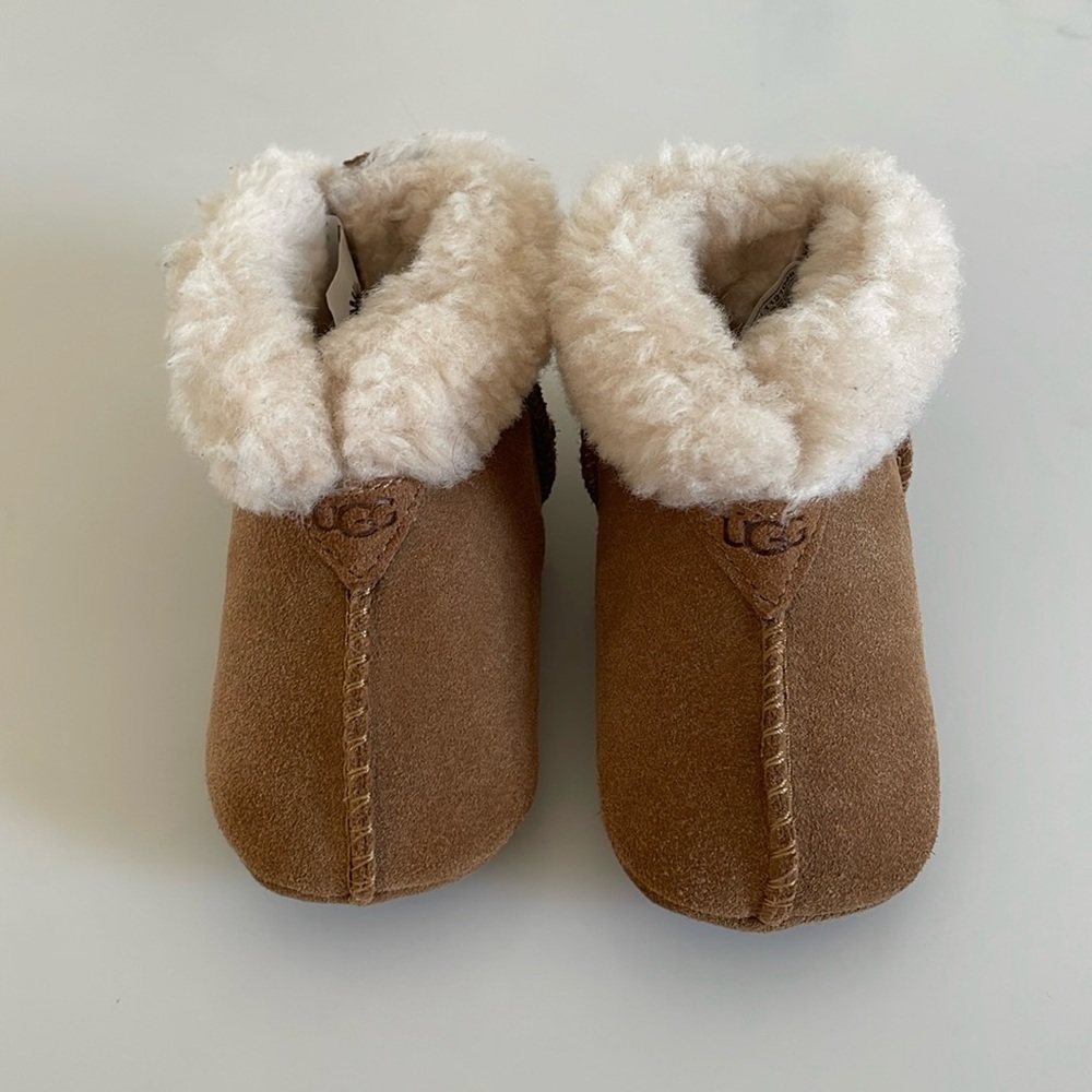Ugg Baby Shoes - New in box! I GOJEE #1/1121048I